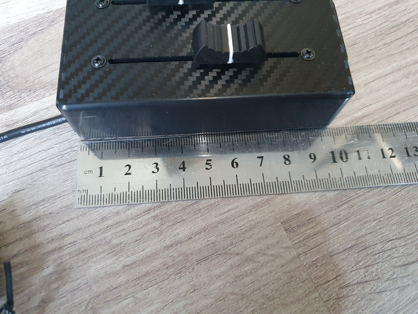 2 Fader USB and DIN MIDI controller