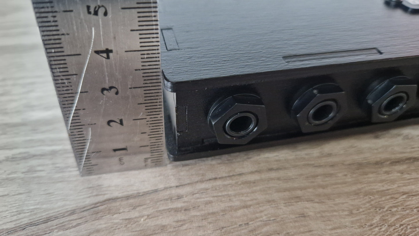 8 MIDI expression pedal input controller