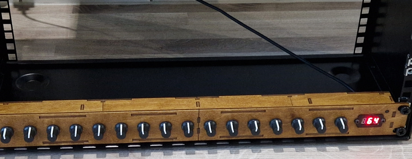 19" Rack Mount 16 knob USB MIDI and DIN MIDI Controller