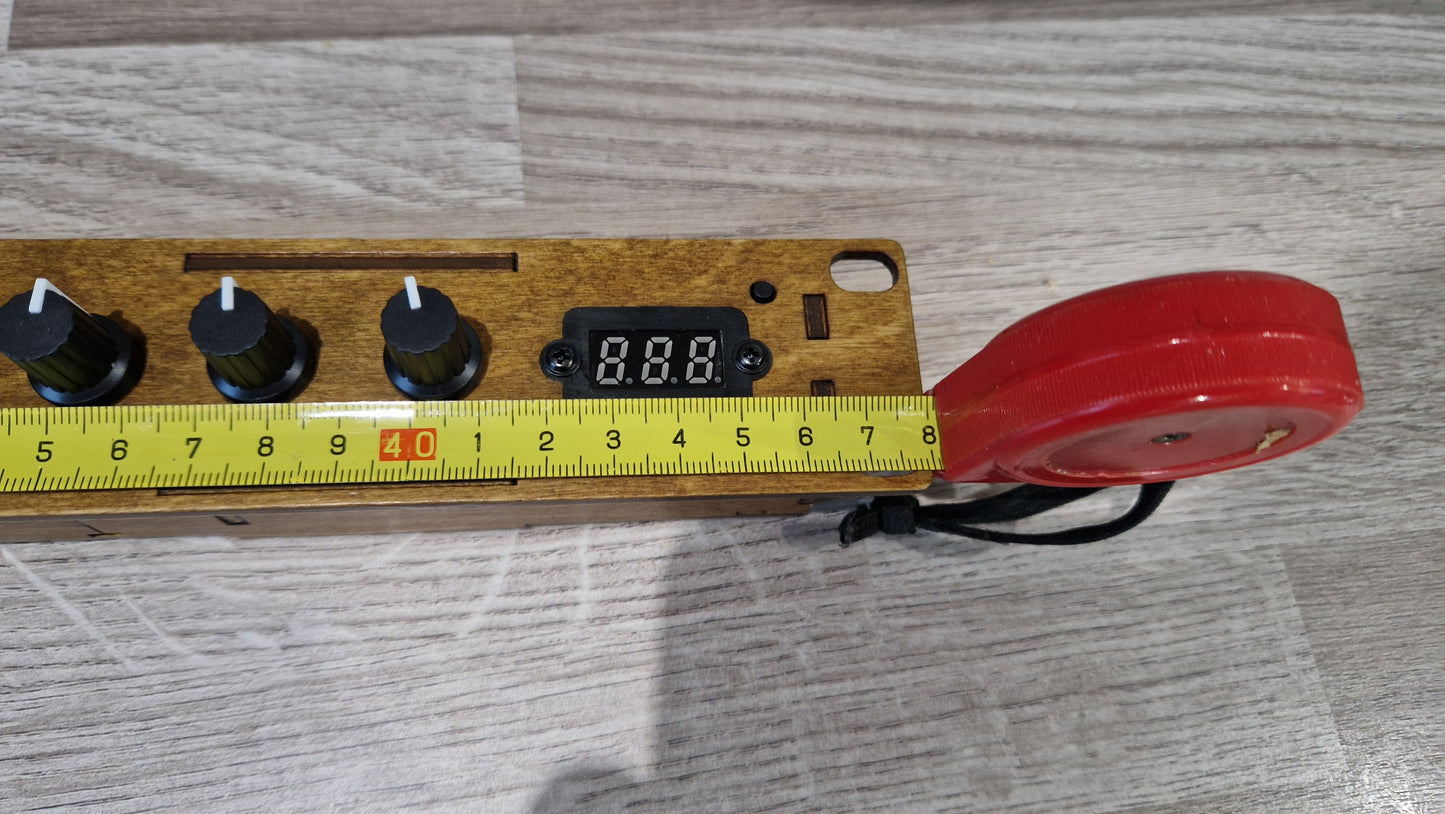 19" Rack Mount 16 knob USB MIDI and DIN MIDI Controller black