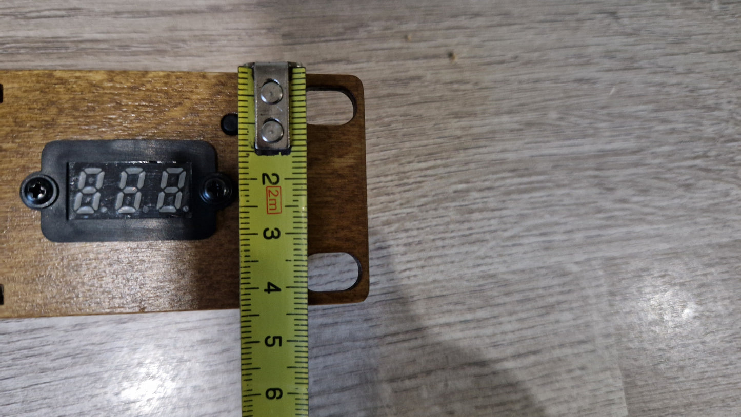 19" Rack Mount 16 knob USB MIDI and DIN MIDI Controller black