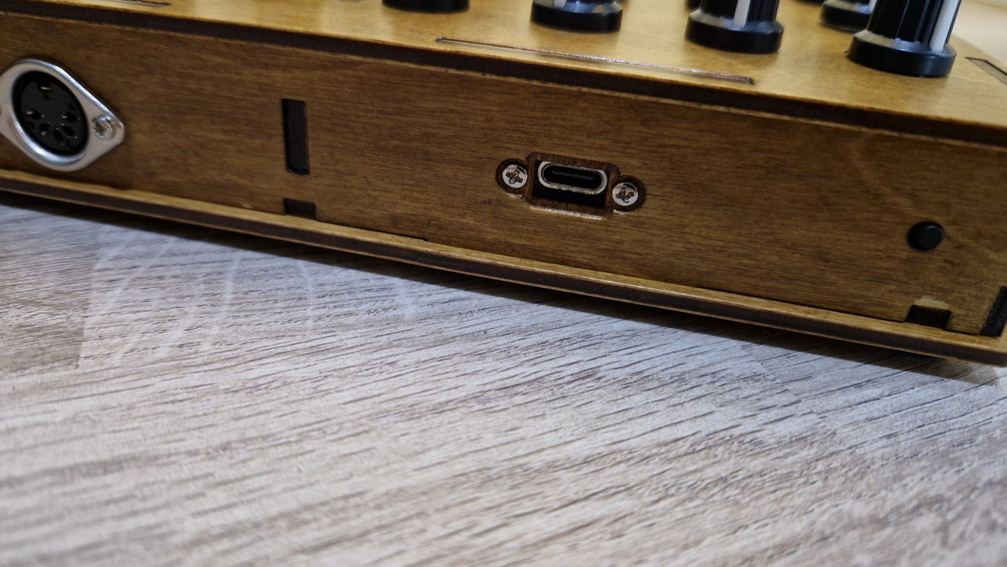 32 Knob USB AND DIN MIDI controller