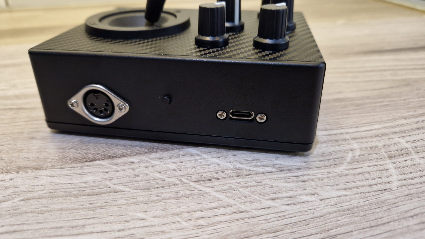 6 knob joystick USB and DIN MIDI controller