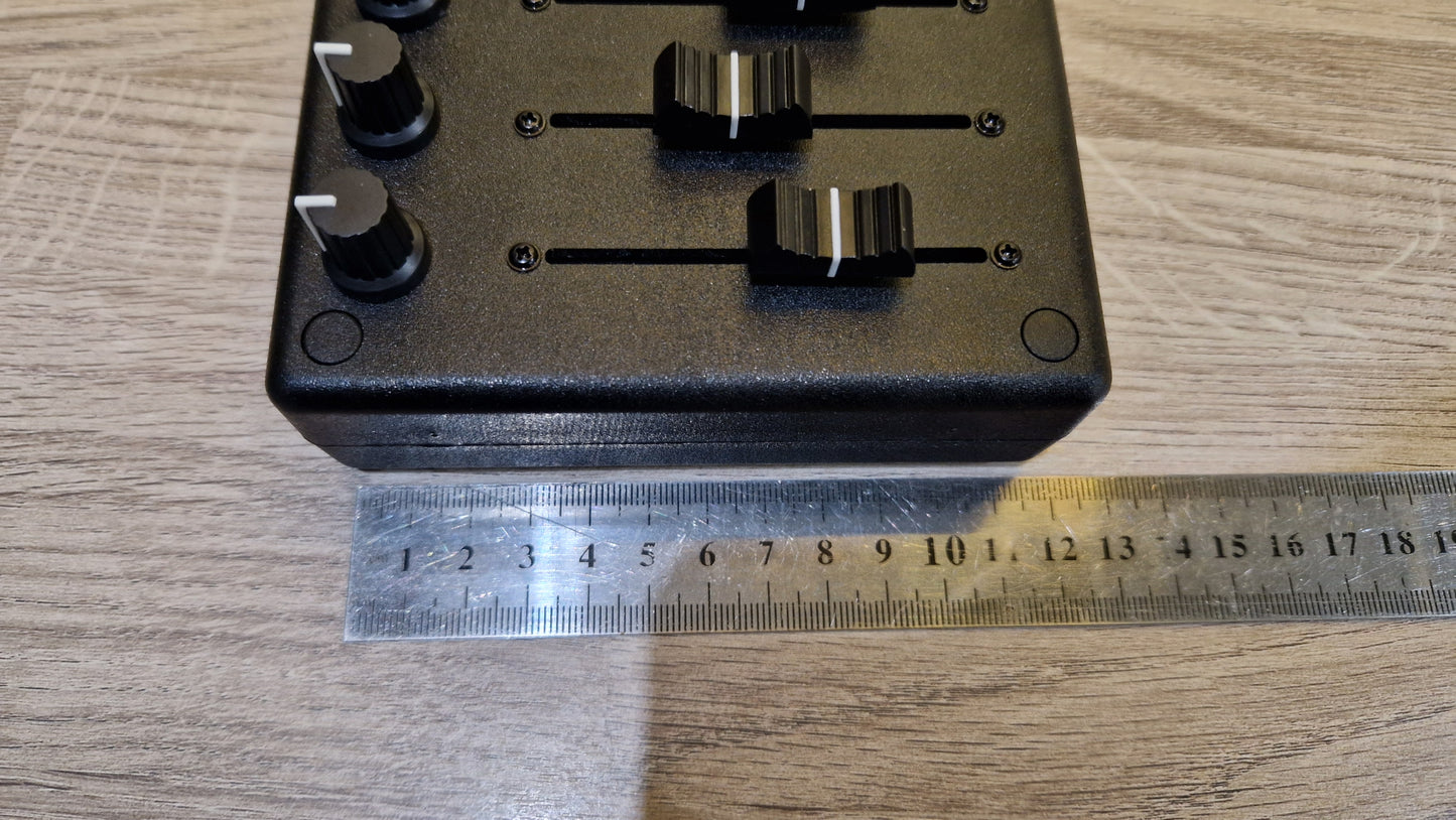 4 Fader 4 knob joystick USB AND DIN MIDI controller