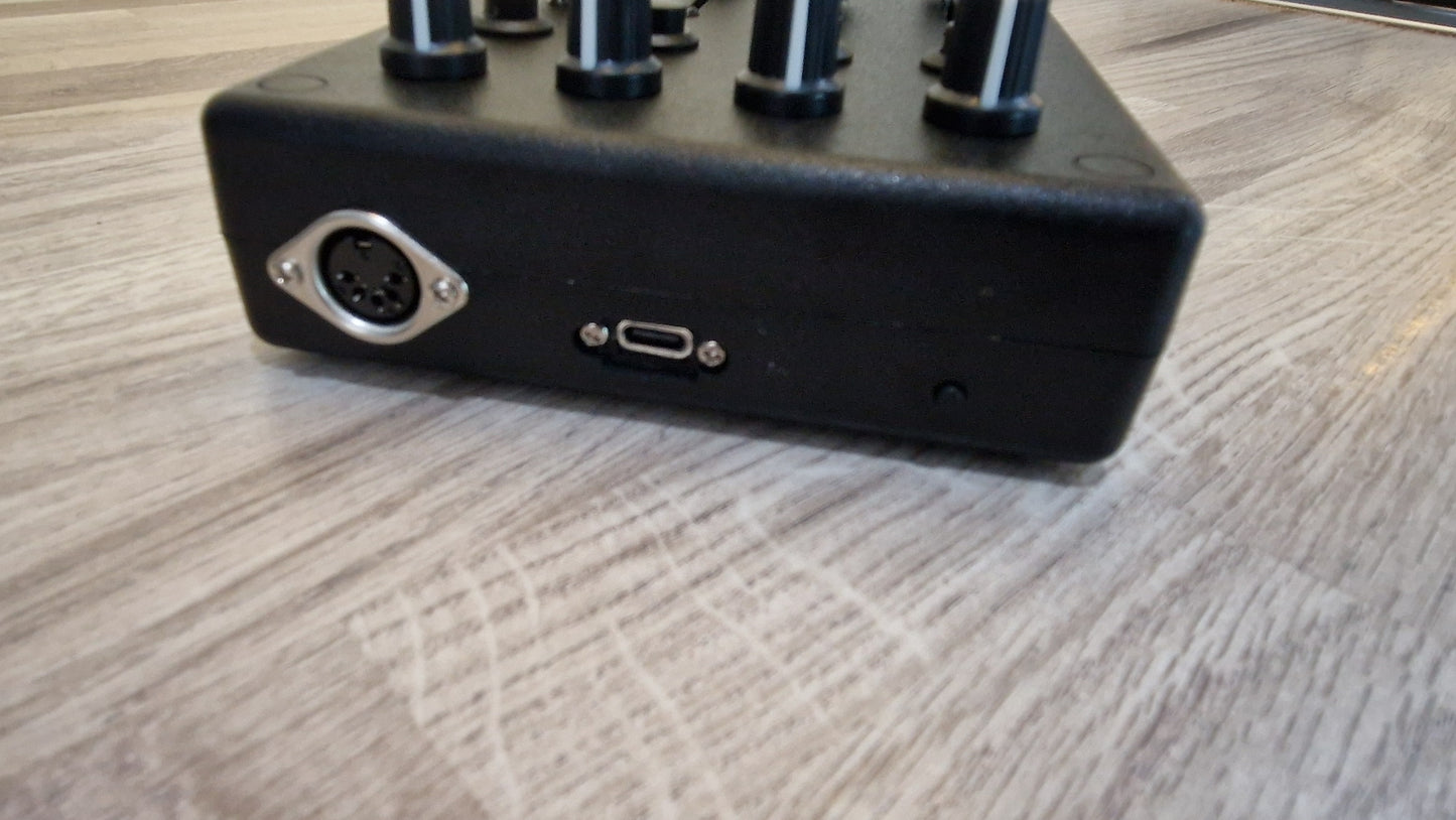 4 Fader 4 Knob 4 Button USB AND DIN MIDI controller