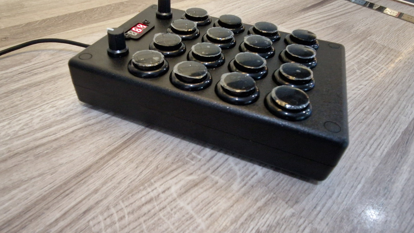 16 Button 2 Knob USB AND DIN MIDI controller