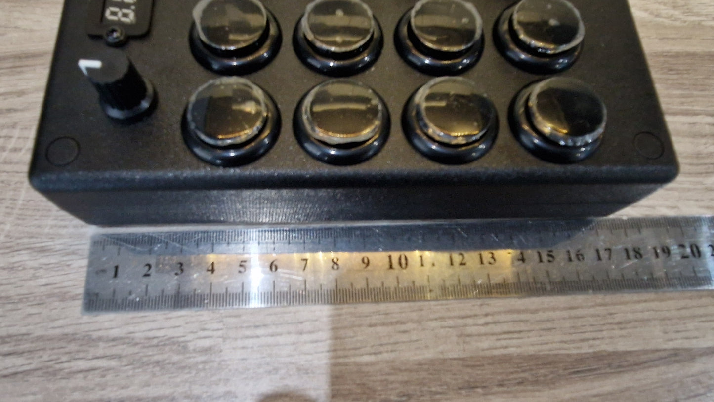 16 Button 2 Knob USB AND DIN MIDI controller