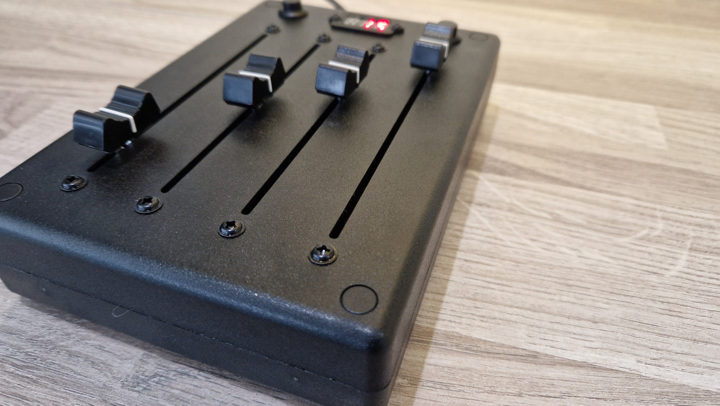 4 fader 100mm with preset buttons - ABS
