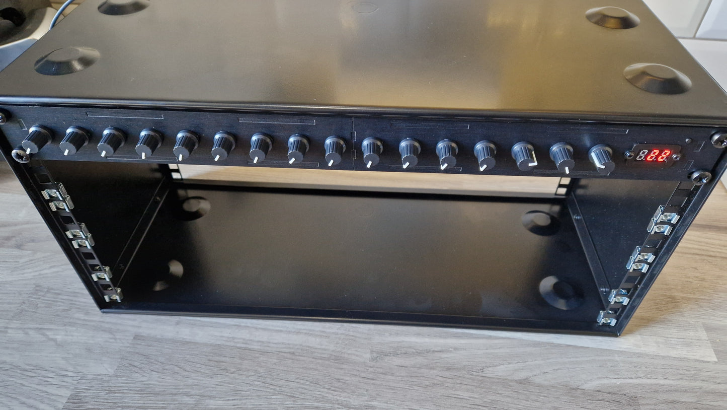 19" Rack Mount 16 knob USB MIDI and DIN MIDI Controller black