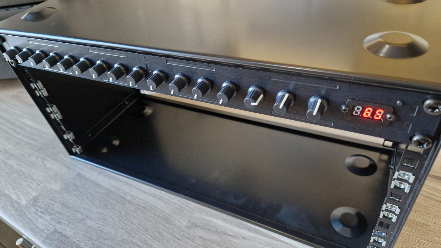 19" Rack Mount 16 knob USB MIDI and DIN MIDI Controller black