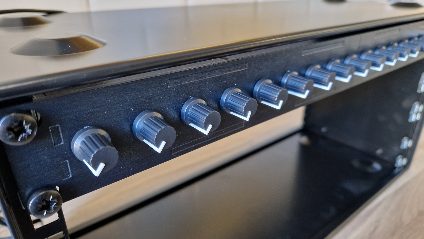 19" Rack Mount 16 knob USB MIDI and DIN MIDI Controller black