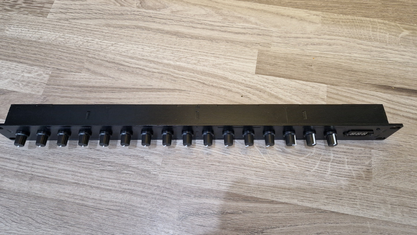 19" Rack Mount 16 knob USB MIDI and DIN MIDI Controller black