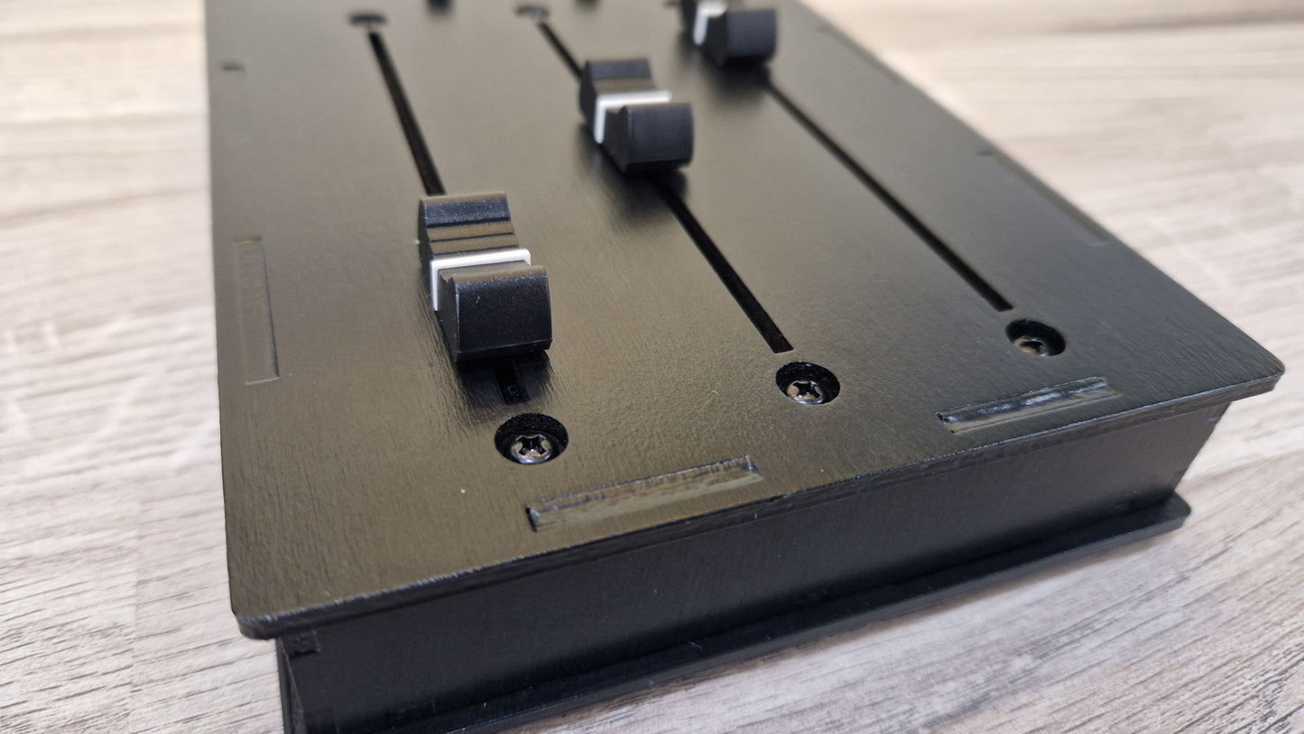 3 Fader 100mm with 6 LED displays