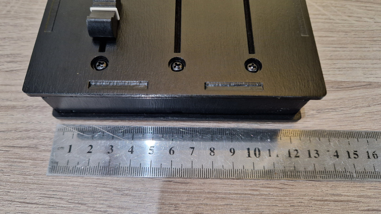 3 Fader 100mm with 6 LED displays
