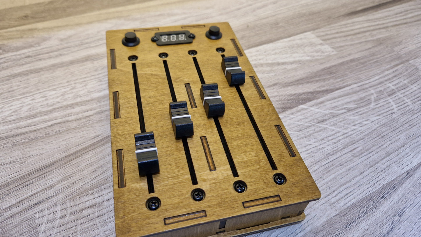 4 fader 100mm with preset buttons