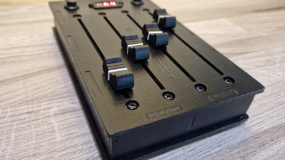 4 fader 100mm with preset buttons