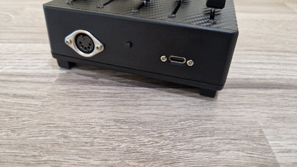 5 Fader USB AND DIN MIDI controller