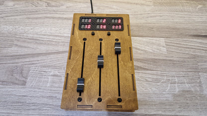 3 Fader 100mm with 6 LED displays