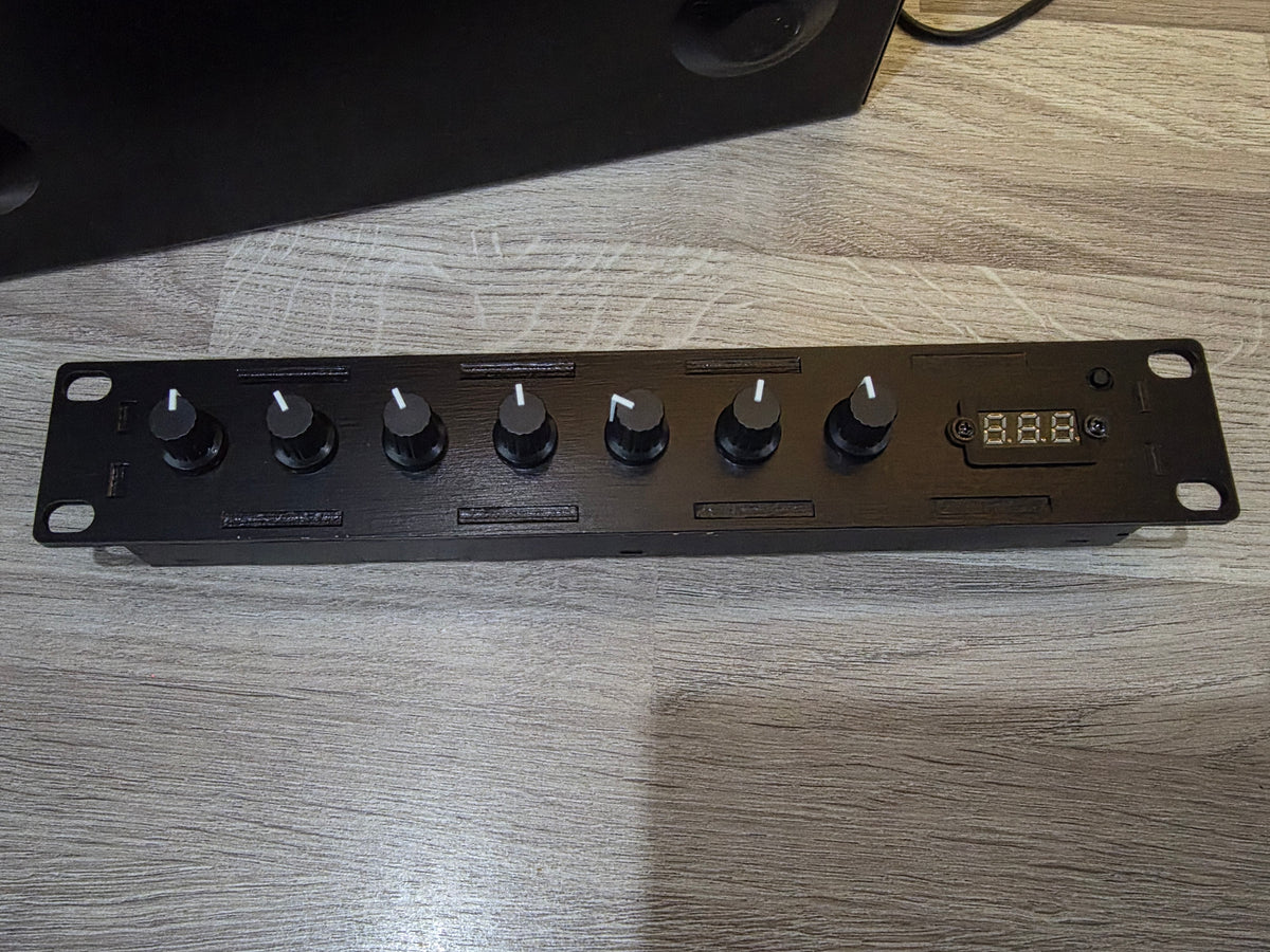 10.5" Rack Mount 7 knob USB MIDI and DIN MIDI Controller black